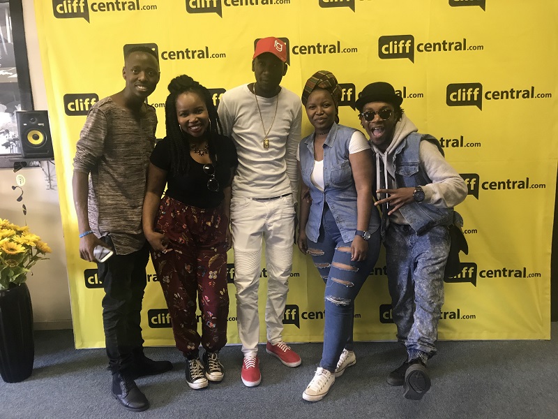 170811CLIFFCENTRAL_20SOMETHING