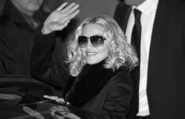 Madonna moves to Lisbon
