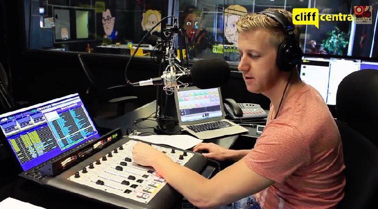 Online radio and podcasting catching on in South Africa, 2019 trends